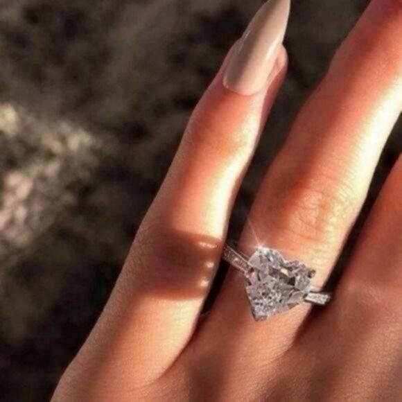 4 Carat Diamond Sterling Silver Heart Solitaire Ring Size 7 - Picture 5 of 11